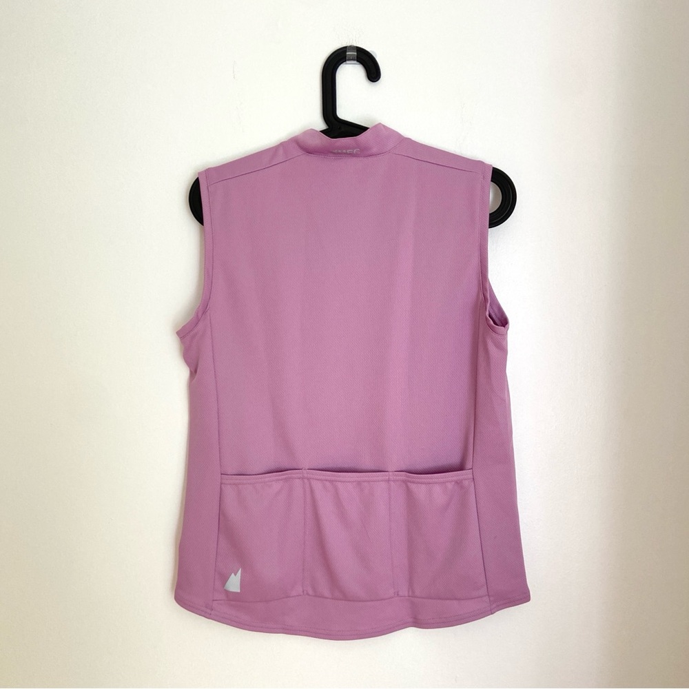MEC // athletic tank top - Picture 2 of 3